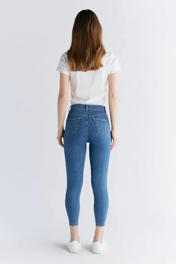 Evermind Jeans Short Leg Skinny Fit Day Sky Blue