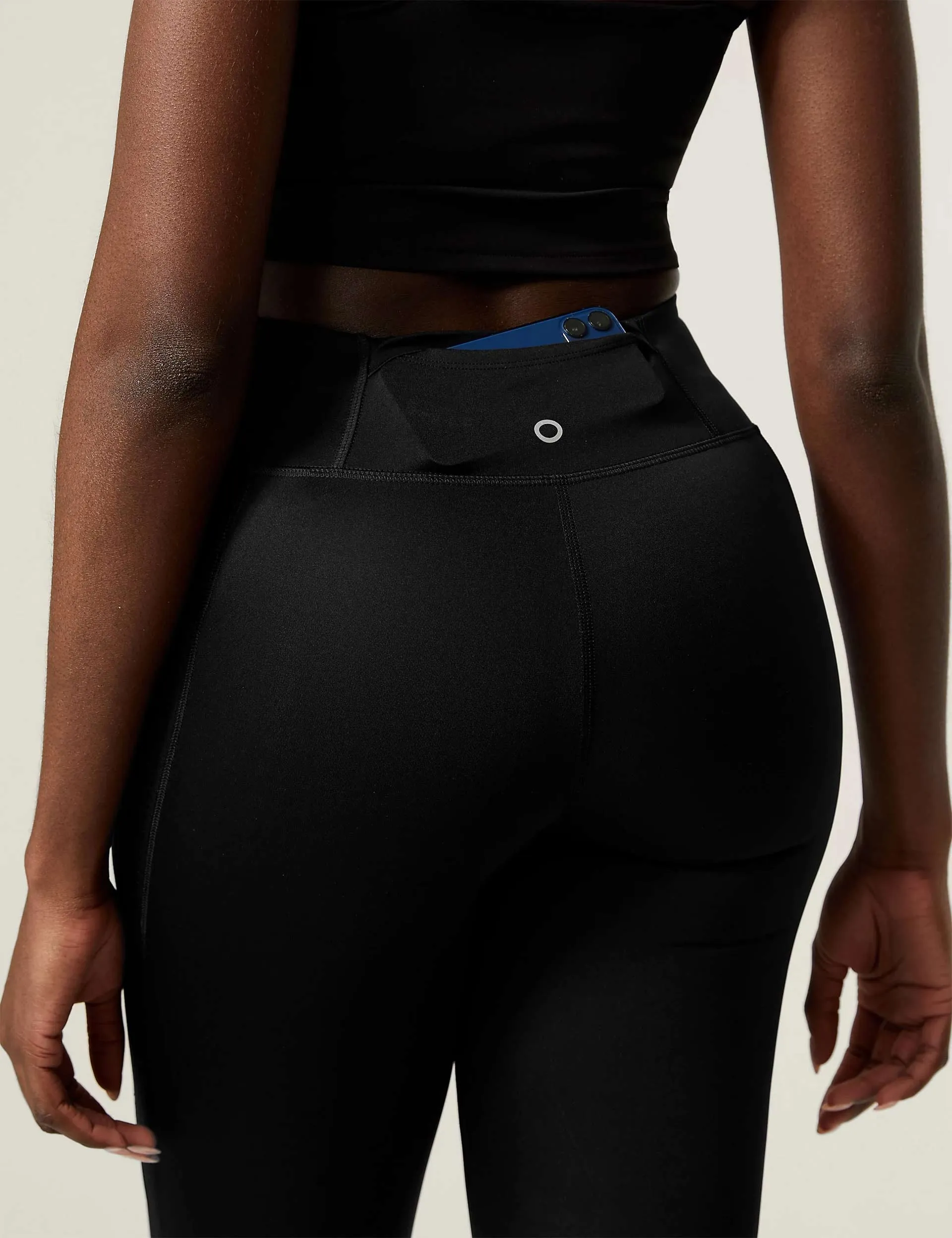 Go Train High Waisted Cropped Gym Leggings - Black