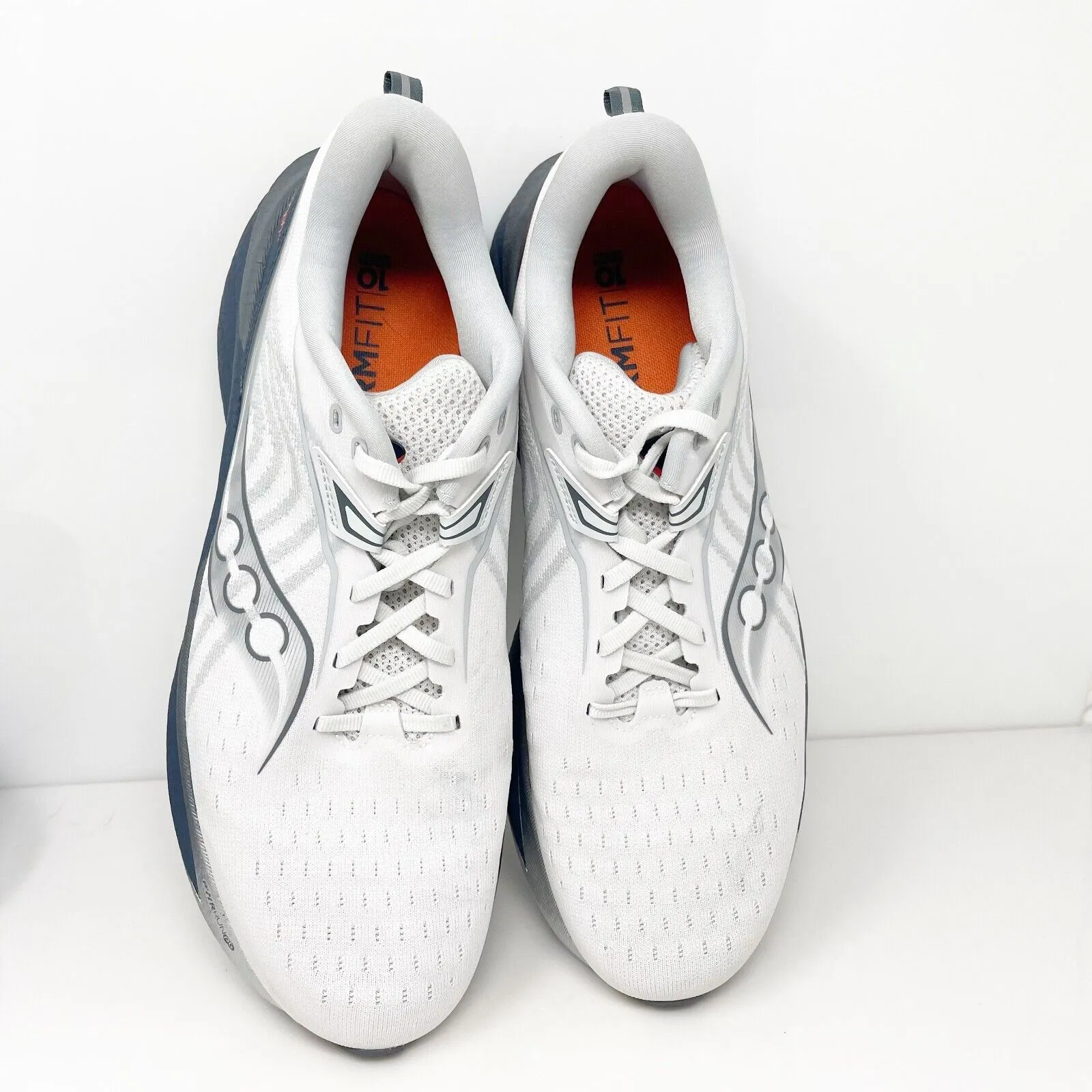 Saucony Mens Triumph 22 S20964-218 White Running Shoes Sneakers Size 11.5